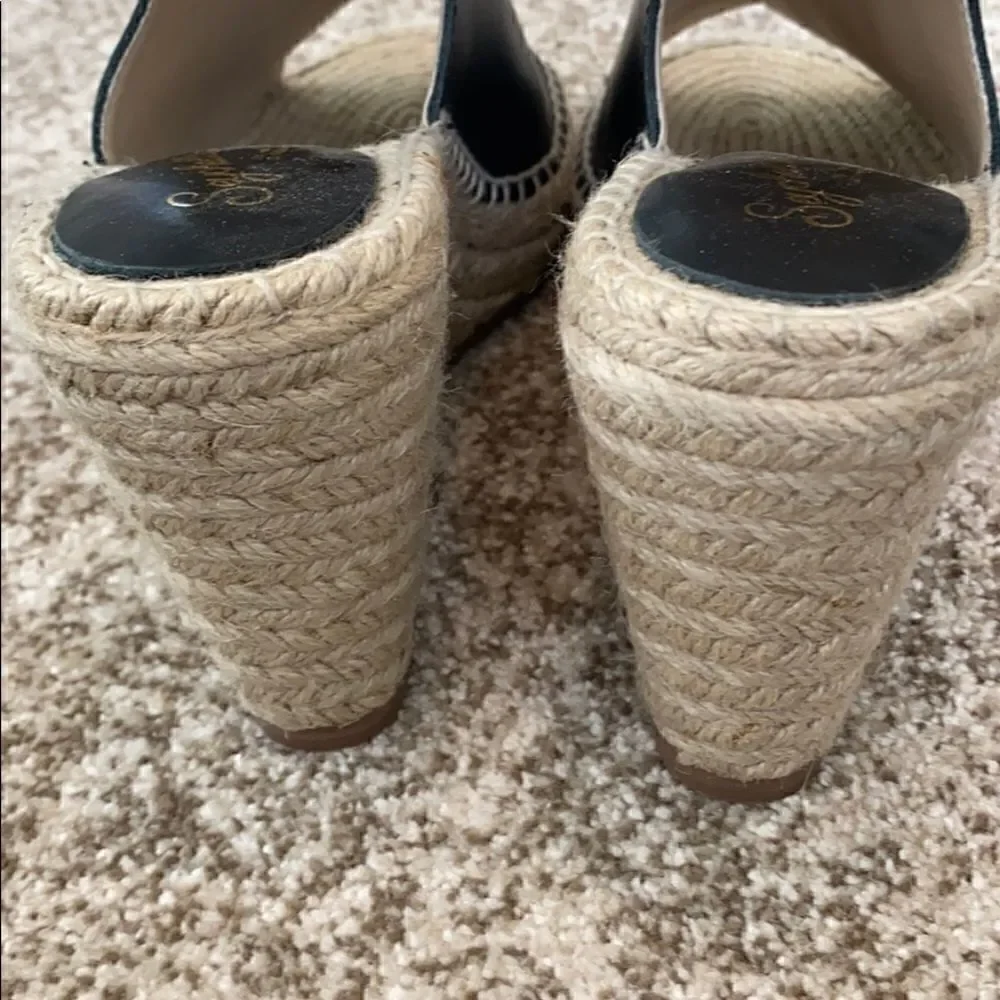 Seychelles Black Leather Wedge Sandals 9.5